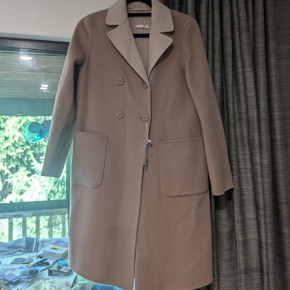 S'Max Mara 100% wool tan coat  NWT size IT40 or US 6